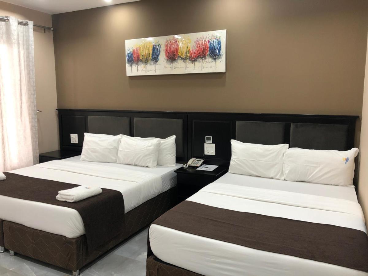 לוסקה Palm Kalash Hotel מראה חיצוני תמונה